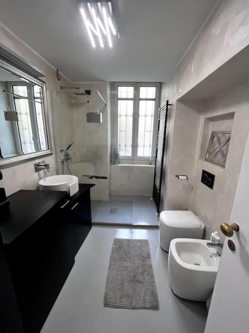Appartamento Amazing Little Loft In The Center Of Milano Esterno foto